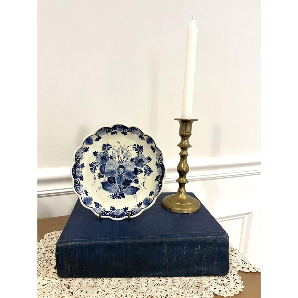 Vintage Regina Delfts Blauw Scalloped Bowl 7" - Hand Painted Dutch Art Pottery